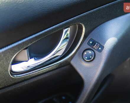 Серый Ниссан Rogue, объемом двигателя 2.5 л и пробегом 168 тыс. км за 13300 $, фото 48 на Automoto.ua