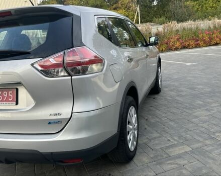 Серый Ниссан Rogue, объемом двигателя 2.5 л и пробегом 300 тыс. км за 9900 $, фото 7 на Automoto.ua