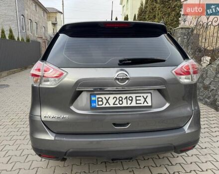 Сірий Ніссан Rogue, об'ємом двигуна 2.49 л та пробігом 160 тис. км за 11000 $, фото 4 на Automoto.ua