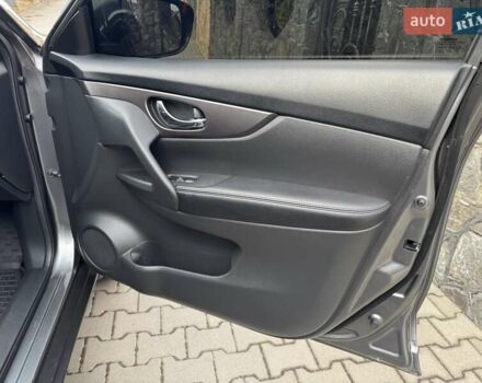 Сірий Ніссан Rogue, об'ємом двигуна 2.49 л та пробігом 160 тис. км за 11000 $, фото 18 на Automoto.ua