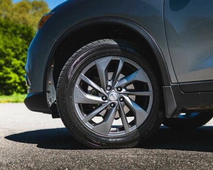 Серый Ниссан Rogue, объемом двигателя 2.5 л и пробегом 168 тыс. км за 13300 $, фото 8 на Automoto.ua