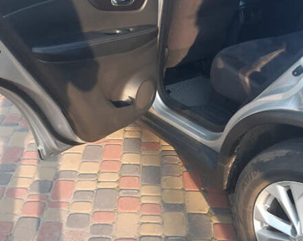 Серый Ниссан Rogue, объемом двигателя 2.5 л и пробегом 175 тыс. км за 11500 $, фото 22 на Automoto.ua