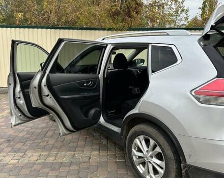 Серый Ниссан Rogue, объемом двигателя 2.49 л и пробегом 167 тыс. км за 13500 $, фото 7 на Automoto.ua