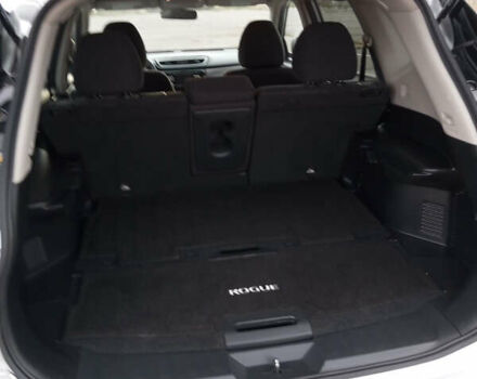 Серый Ниссан Rogue, объемом двигателя 2.5 л и пробегом 160 тыс. км за 11800 $, фото 6 на Automoto.ua