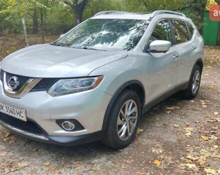 Серый Ниссан Rogue, объемом двигателя 2.5 л и пробегом 137 тыс. км за 12800 $, фото 4 на Automoto.ua