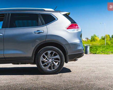 Серый Ниссан Rogue, объемом двигателя 2.5 л и пробегом 168 тыс. км за 13300 $, фото 10 на Automoto.ua