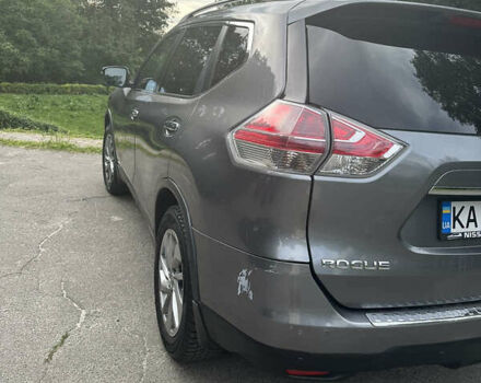Ніссан Rogue 2014 у Києві на Automoto.ua Сірий Ніссан Rogue, об'ємом двигуна 2.5 л та пробігом 200 тис. км за 15000 $, фото 3 на Automoto.ua
