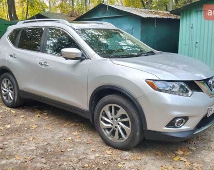 Серый Ниссан Rogue, объемом двигателя 2.5 л и пробегом 137 тыс. км за 12800 $, фото 3 на Automoto.ua