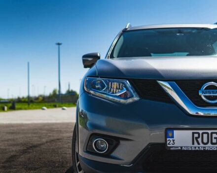 Серый Ниссан Rogue, объемом двигателя 2.5 л и пробегом 168 тыс. км за 13300 $, фото 10 на Automoto.ua