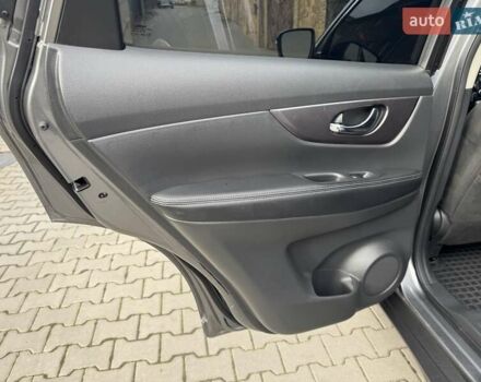 Сірий Ніссан Rogue, об'ємом двигуна 2.49 л та пробігом 160 тис. км за 11000 $, фото 12 на Automoto.ua