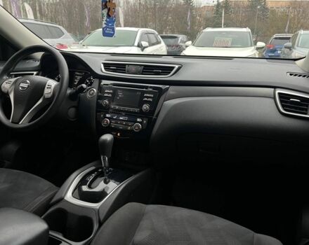 Серый Ниссан Rogue, объемом двигателя 2.5 л и пробегом 229 тыс. км за 11500 $, фото 16 на Automoto.ua