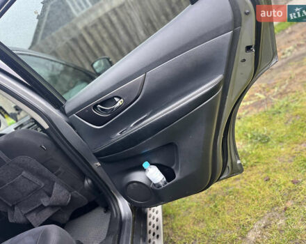 Сірий Ніссан Rogue, об'ємом двигуна 2.49 л та пробігом 209 тис. км за 11300 $, фото 54 на Automoto.ua