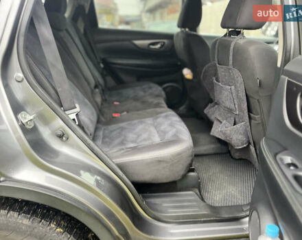 Сірий Ніссан Rogue, об'ємом двигуна 2.49 л та пробігом 209 тис. км за 11300 $, фото 53 на Automoto.ua