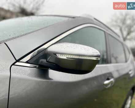 Сірий Ніссан Rogue, об'ємом двигуна 2.49 л та пробігом 209 тис. км за 11300 $, фото 18 на Automoto.ua