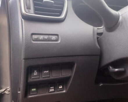 Серый Ниссан Rogue, объемом двигателя 2.49 л и пробегом 164 тыс. км за 11000 $, фото 2 на Automoto.ua