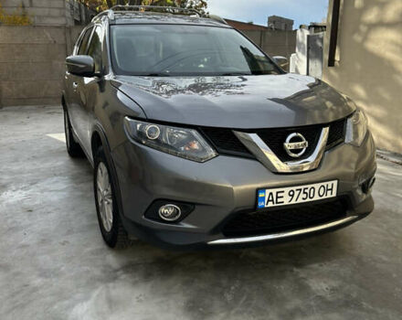 Серый Ниссан Rogue, объемом двигателя 2.5 л и пробегом 226 тыс. км за 11300 $, фото 2 на Automoto.ua