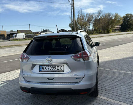 Серый Ниссан Rogue, объемом двигателя 2.49 л и пробегом 189 тыс. км за 12750 $, фото 4 на Automoto.ua