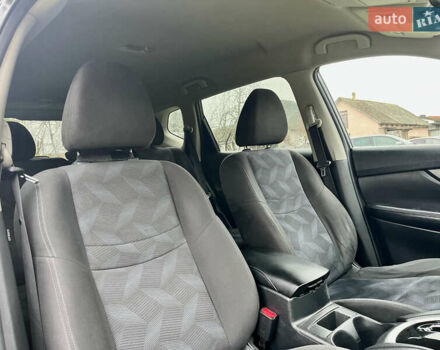 Сірий Ніссан Rogue, об'ємом двигуна 2.49 л та пробігом 209 тис. км за 11300 $, фото 58 на Automoto.ua