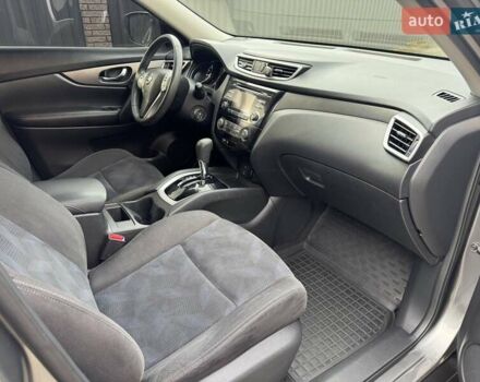 Сірий Ніссан Rogue, об'ємом двигуна 2.49 л та пробігом 160 тис. км за 11000 $, фото 19 на Automoto.ua