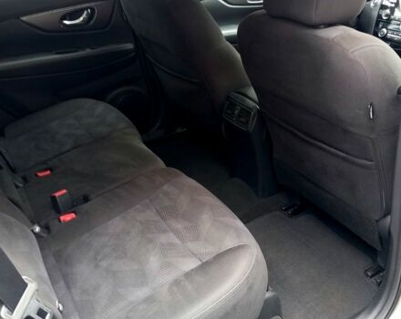 Серый Ниссан Rogue, объемом двигателя 2.5 л и пробегом 160 тыс. км за 12300 $, фото 7 на Automoto.ua