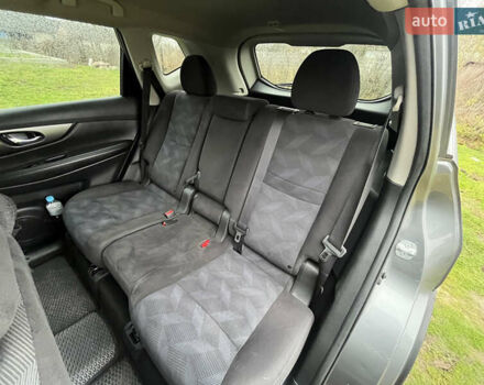 Сірий Ніссан Rogue, об'ємом двигуна 2.49 л та пробігом 209 тис. км за 11300 $, фото 49 на Automoto.ua