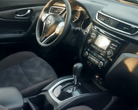 Серый Ниссан Rogue, объемом двигателя 2.5 л и пробегом 175 тыс. км за 11500 $, фото 14 на Automoto.ua