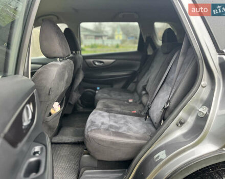 Сірий Ніссан Rogue, об'ємом двигуна 2.49 л та пробігом 209 тис. км за 11300 $, фото 48 на Automoto.ua