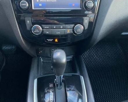 Серый Ниссан Rogue, объемом двигателя 2.49 л и пробегом 171 тыс. км за 15500 $, фото 13 на Automoto.ua