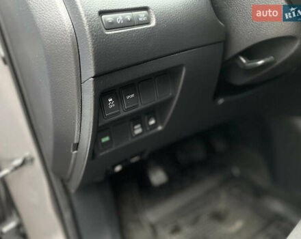 Сірий Ніссан Rogue, об'ємом двигуна 2.5 л та пробігом 218 тис. км за 10800 $, фото 22 на Automoto.ua