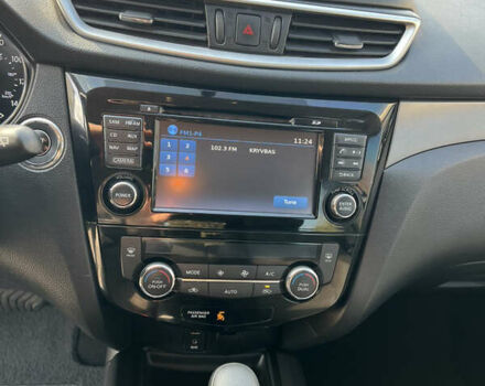 Сірий Ніссан Rogue, об'ємом двигуна 2.5 л та пробігом 160 тис. км за 11800 $, фото 30 на Automoto.ua