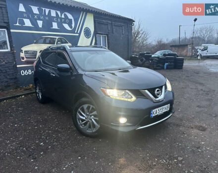 Серый Ниссан Rogue, объемом двигателя 2.49 л и пробегом 258 тыс. км за 11999 $, фото 2 на Automoto.ua