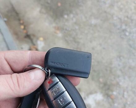 Серый Ниссан Rogue, объемом двигателя 2.5 л и пробегом 133 тыс. км за 14000 $, фото 19 на Automoto.ua