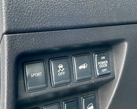 Сірий Ніссан Rogue, об'ємом двигуна 2.49 л та пробігом 170 тис. км за 13999 $, фото 13 на Automoto.ua