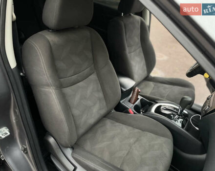 Сірий Ніссан Rogue, об'ємом двигуна 2.5 л та пробігом 218 тис. км за 10800 $, фото 16 на Automoto.ua