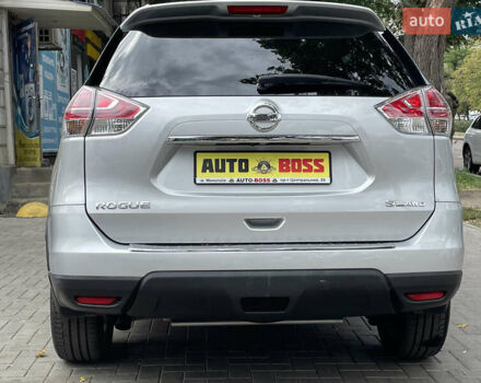 Серый Ниссан Rogue, объемом двигателя 2.5 л и пробегом 215 тыс. км за 13600 $, фото 11 на Automoto.ua