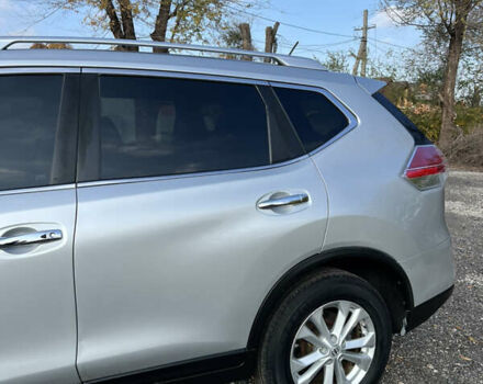 Сірий Ніссан Rogue, об'ємом двигуна 2.5 л та пробігом 160 тис. км за 11800 $, фото 7 на Automoto.ua