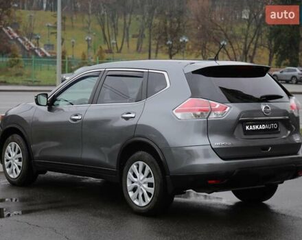 Серый Ниссан Rogue, объемом двигателя 2.49 л и пробегом 186 тыс. км за 13500 $, фото 3 на Automoto.ua