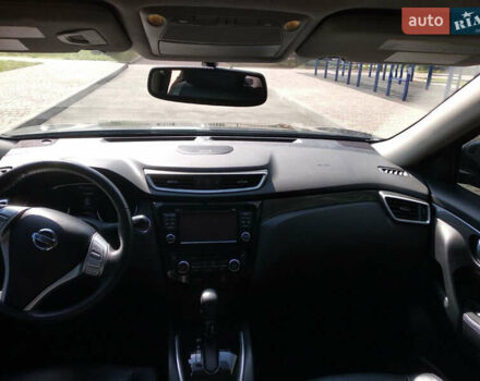 Серый Ниссан Rogue, объемом двигателя 2.5 л и пробегом 70 тыс. км за 14100 $, фото 5 на Automoto.ua
