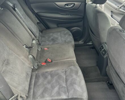 Сірий Ніссан Rogue, об'ємом двигуна 2.5 л та пробігом 150 тис. км за 11900 $, фото 12 на Automoto.ua