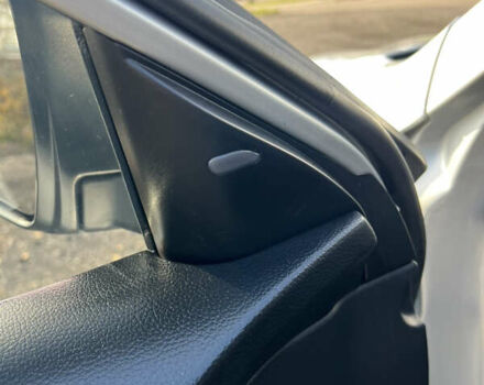 Сірий Ніссан Rogue, об'ємом двигуна 2.5 л та пробігом 160 тис. км за 11800 $, фото 43 на Automoto.ua