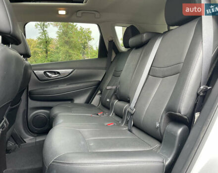 Серый Ниссан Rogue, объемом двигателя 2.5 л и пробегом 215 тыс. км за 13600 $, фото 17 на Automoto.ua