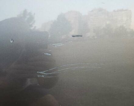 Серый Ниссан Rogue, объемом двигателя 2.5 л и пробегом 134 тыс. км за 12300 $, фото 11 на Automoto.ua