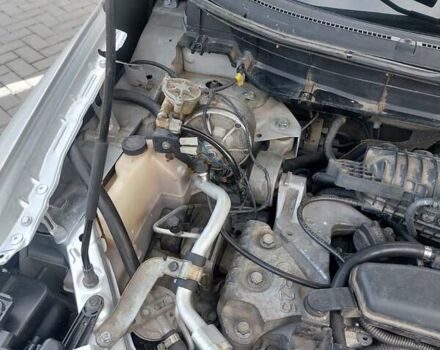 Серый Ниссан Rogue, объемом двигателя 2.5 л и пробегом 133 тыс. км за 14000 $, фото 17 на Automoto.ua