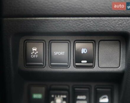 Серый Ниссан Rogue, объемом двигателя 2.49 л и пробегом 186 тыс. км за 13500 $, фото 19 на Automoto.ua