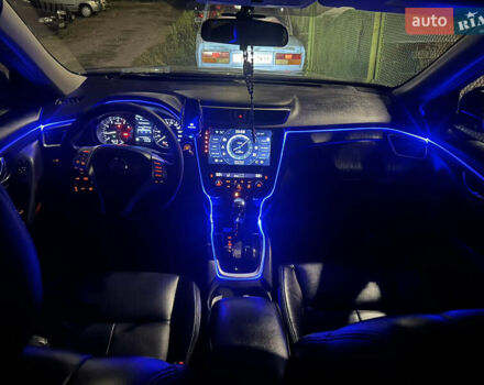 Сірий Ніссан Rogue, об'ємом двигуна 2.49 л та пробігом 170 тис. км за 13999 $, фото 16 на Automoto.ua