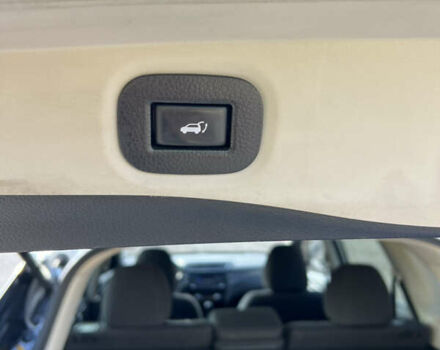 Сірий Ніссан Rogue, об'ємом двигуна 2.5 л та пробігом 160 тис. км за 11800 $, фото 41 на Automoto.ua