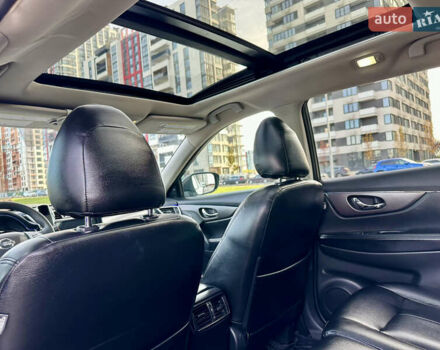 Сірий Ніссан Rogue, об'ємом двигуна 2.49 л та пробігом 170 тис. км за 13999 $, фото 4 на Automoto.ua