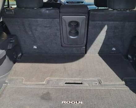 Серый Ниссан Rogue, объемом двигателя 2.49 л и пробегом 155 тыс. км за 12400 $, фото 3 на Automoto.ua