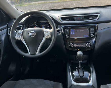 Сірий Ніссан Rogue, об'ємом двигуна 2.5 л та пробігом 160 тис. км за 11800 $, фото 40 на Automoto.ua