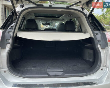 Серый Ниссан Rogue, объемом двигателя 2.5 л и пробегом 215 тыс. км за 13600 $, фото 27 на Automoto.ua